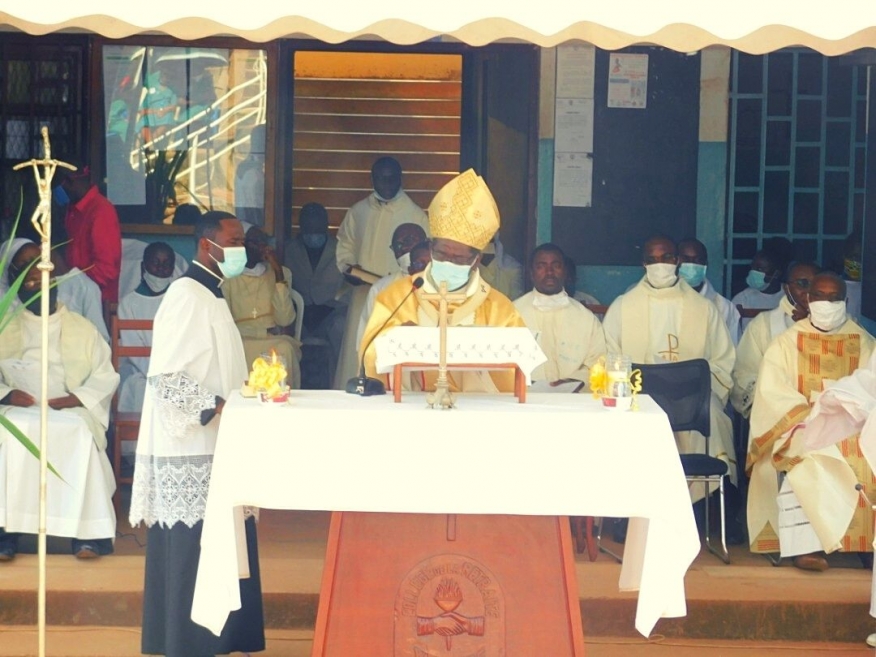 Célébration de la messe pontificale du 22 novembre 2020 au Collège de la Retraite